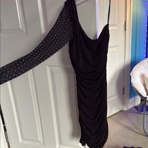 Elegant Black One-Shoulder Dress